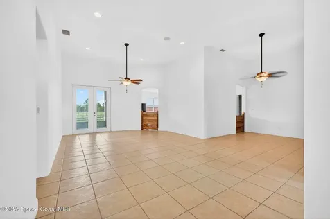 2740 Waring Lane S Malabar FL 32950