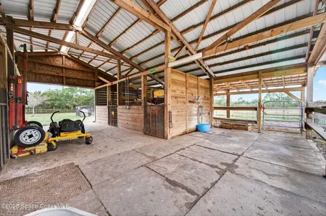 2740 Waring Lane S Malabar FL 32950