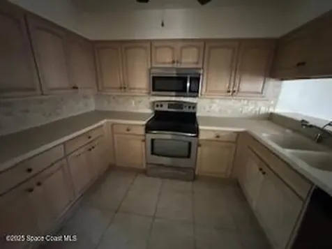 1207 Parkside Place Indian Harbour Beach FL 32937