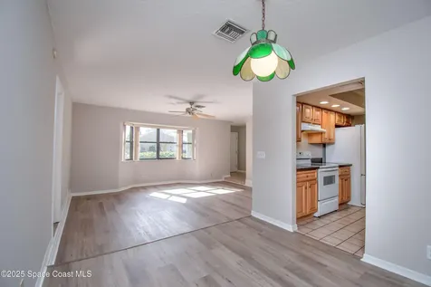 124 Hinchman Avenue Sebastian FL 32958