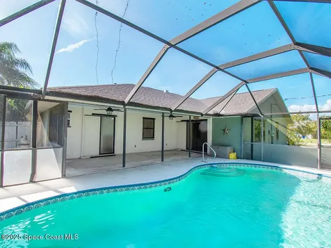 124 Hinchman Avenue Sebastian FL 32958