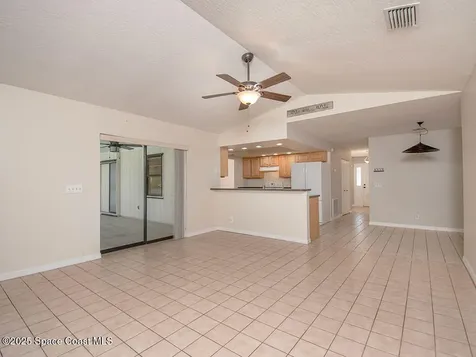 124 Hinchman Avenue Sebastian FL 32958