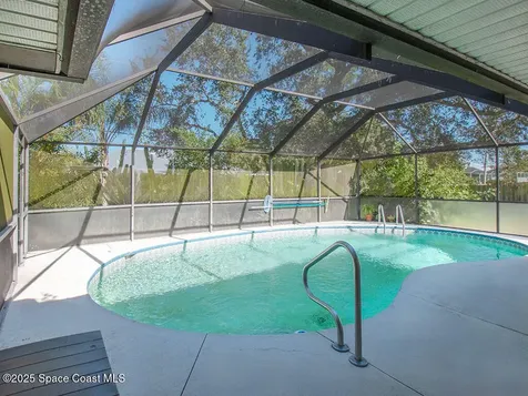 124 Hinchman Avenue Sebastian FL 32958