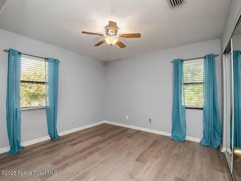 124 Hinchman Avenue Sebastian FL 32958