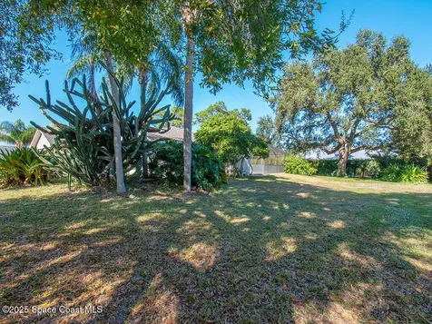 124 Hinchman Avenue Sebastian FL 32958