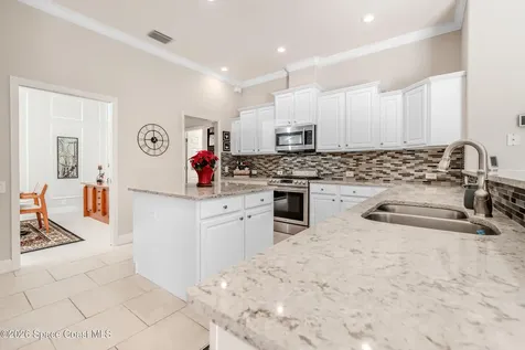 8201 Compton Way Melbourne FL 32940