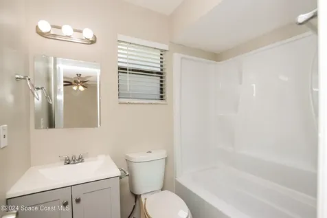 410 La Coco Street SW Palm Bay FL 32908