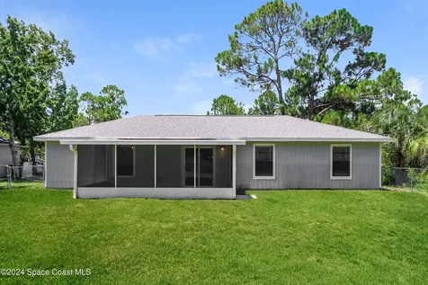 410 La Coco Street SW Palm Bay FL 32908