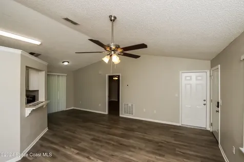 410 La Coco Street SW Palm Bay FL 32908