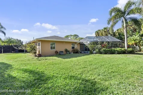 187 Naylor Street NE Palm Bay FL 32907
