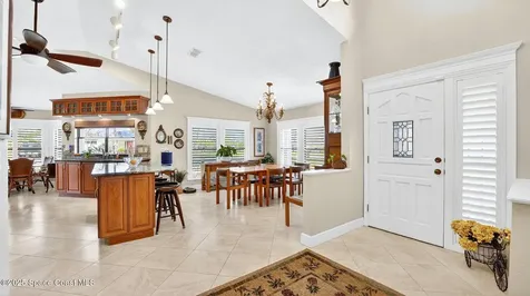 1100 S Riverside Drive Edgewater FL 32132
