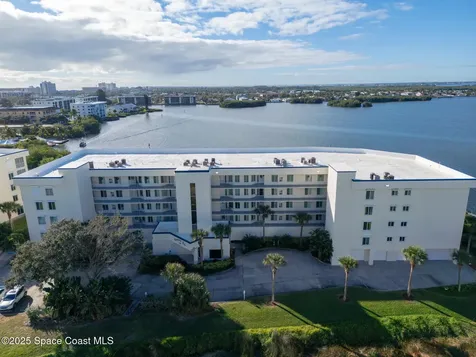 190 Pinellas Lane Cocoa Beach FL 32931