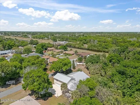 581 Drexel Avenue NE Palm Bay FL 32907