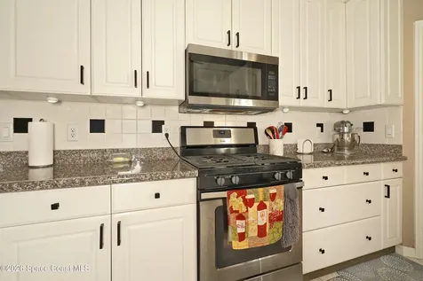 6042 Newbury Circle Melbourne FL 32940