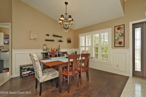6042 Newbury Circle Melbourne FL 32940
