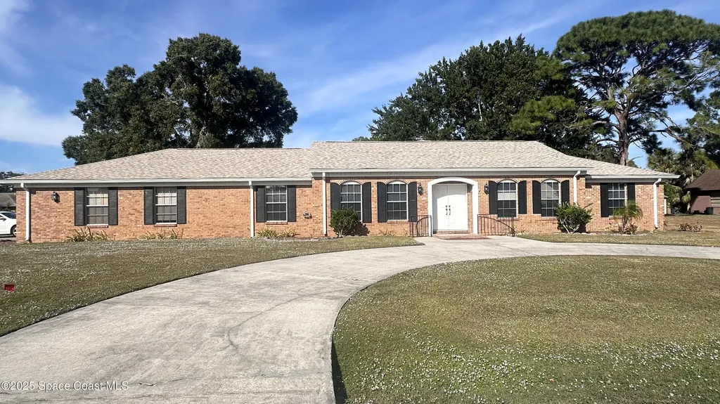 301 Nesbitt Street NE Palm Bay FL 32907