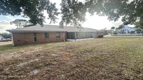 301 Nesbitt Street NE Palm Bay FL 32907