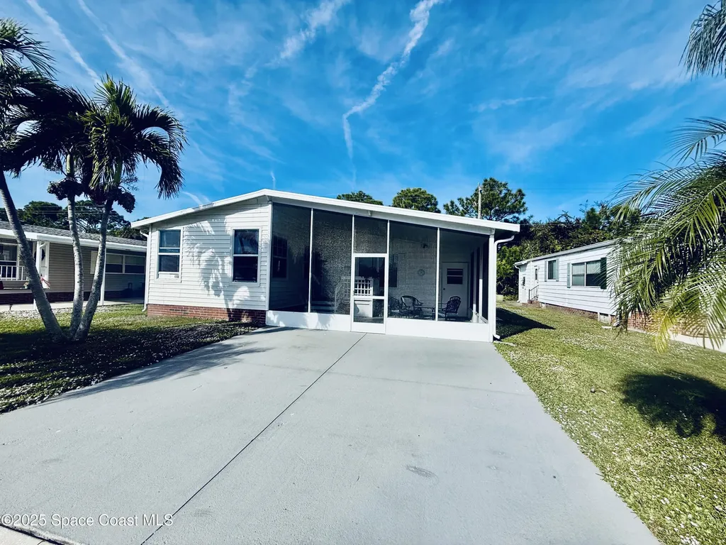 2399 Coconut Palm Drive NE Palm Bay FL 32905