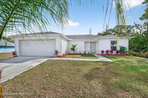 1864 Red Bud Circle NW Palm Bay FL 32909