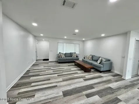789 Walnut Drive Melbourne FL 32935