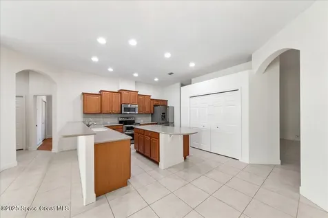 327 Southampton Drive Indialantic FL 32903