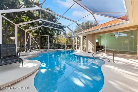 327 Southampton Drive Indialantic FL 32903