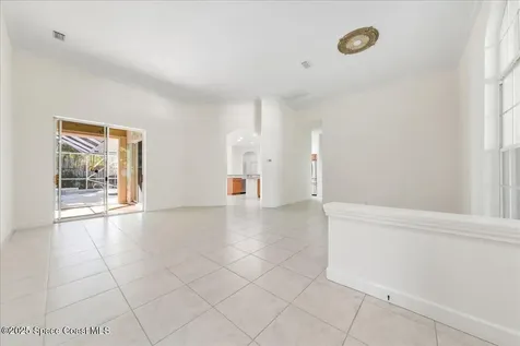 327 Southampton Drive Indialantic FL 32903