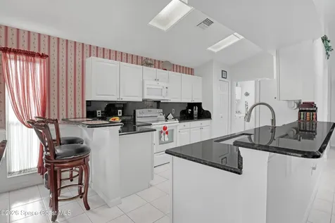 2391 White Sands Court NE Palm Bay FL 32905