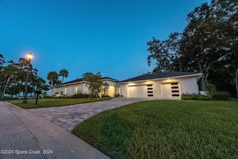 11 Bayshore Court Rockledge FL 32955