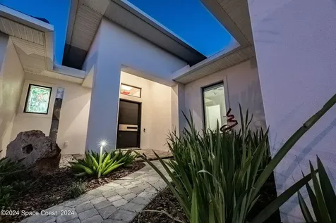 11 Bayshore Court Rockledge FL 32955