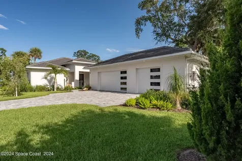11 Bayshore Court Rockledge FL 32955