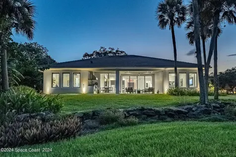 11 Bayshore Court Rockledge FL 32955