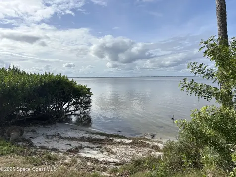 5805 N Banana River Boulevard Cape Canaveral FL 32920