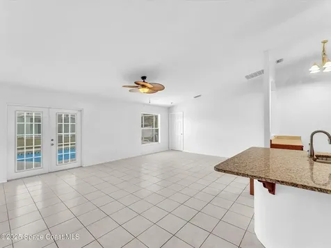 507 Fitzsimmons Street SW Palm Bay FL 32908