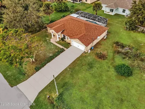 507 Fitzsimmons Street SW Palm Bay FL 32908