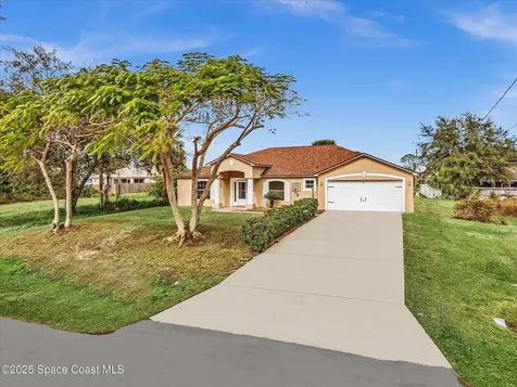 507 Fitzsimmons Street SW Palm Bay FL 32908