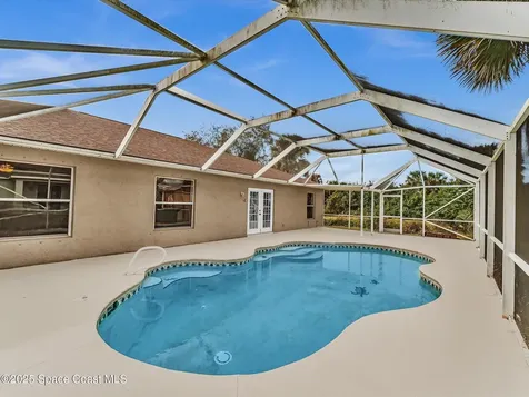 507 Fitzsimmons Street SW Palm Bay FL 32908