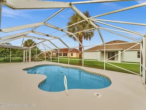 507 Fitzsimmons Street SW Palm Bay FL 32908