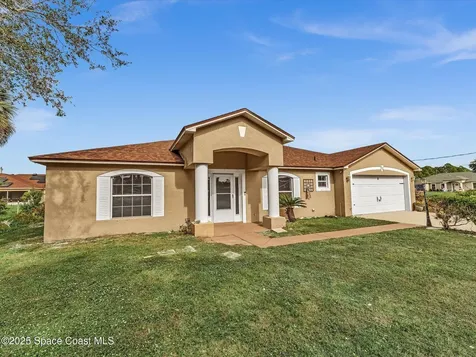 507 Fitzsimmons Street SW Palm Bay FL 32908