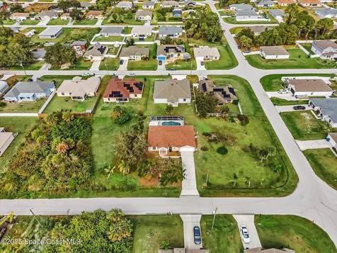 507 Fitzsimmons Street SW Palm Bay FL 32908