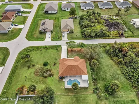 507 Fitzsimmons Street SW Palm Bay FL 32908