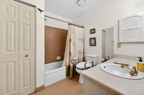 1573 Waldorf Circle NE Palm Bay FL 32905