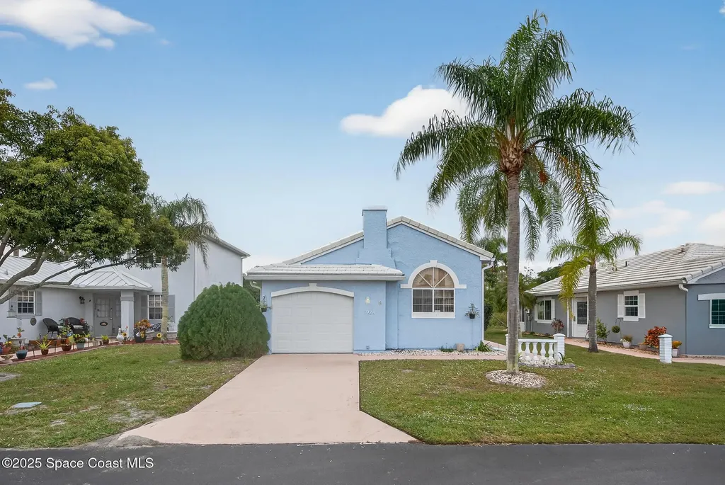 1924 Sugarberry Court NE Palm Bay FL 32905
