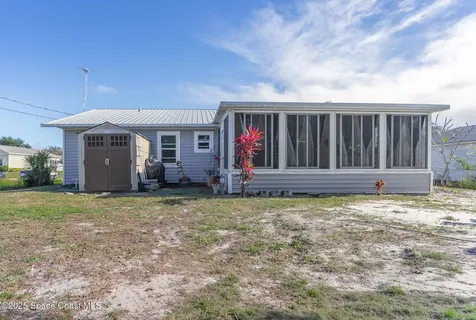 970 Tahiti Avenue SE Palm Bay FL 32909