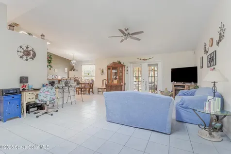 970 Tahiti Avenue SE Palm Bay FL 32909