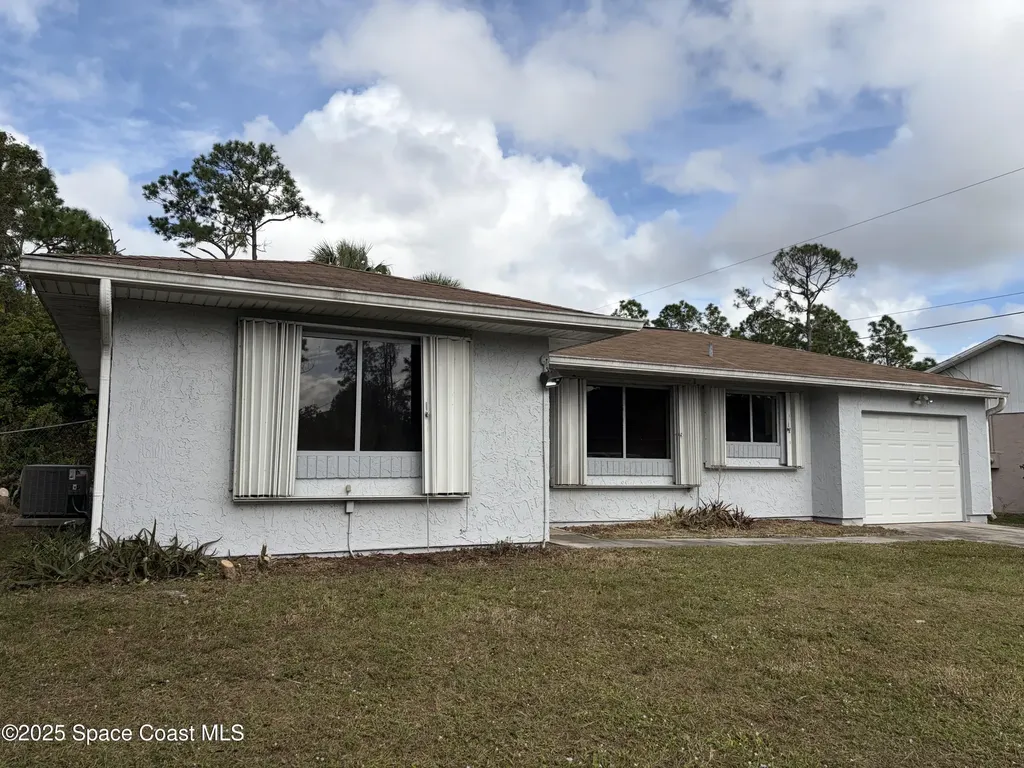 1013 Wacona Street SE Palm Bay FL 32909