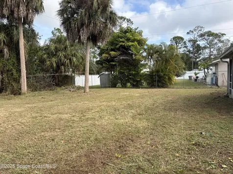 1013 Wacona Street SE Palm Bay FL 32909