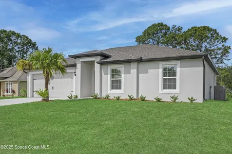 526 Black Horse Street SE Palm Bay FL 32909