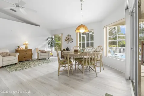 5155 3rd Manor Vero Beach FL 32968