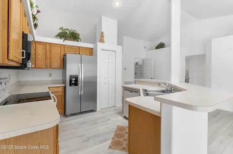 5155 3rd Manor Vero Beach FL 32968